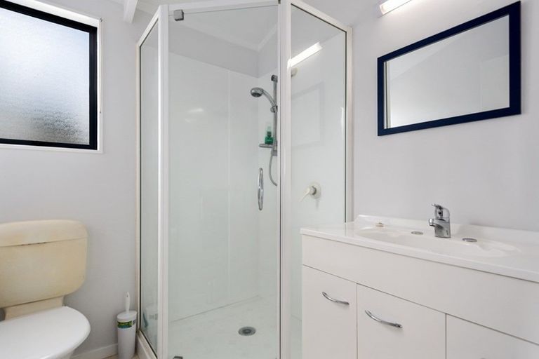 Photo of property in 12 Zachary Place, Welcome Bay, Tauranga, 3112