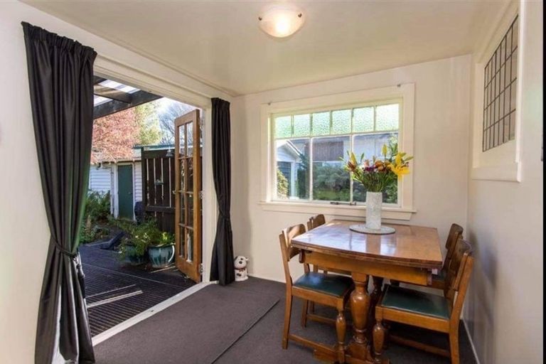 Photo of property in 11 Claremont Avenue, Papanui, Christchurch, 8053
