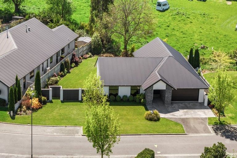 Photo of property in 2 Alton Place, Allenton, Ashburton, 7700