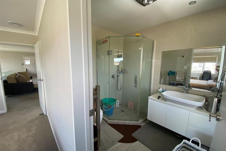 Photo of property in 51 Hughs Way, Flat Bush, Auckland, 2019