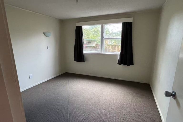 Photo of property in 14 Tatariki Street, Rosehill, Papakura, 2113
