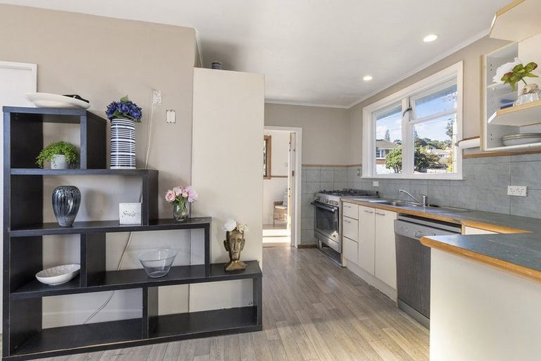 Photo of property in 17 Dimock Street, Titahi Bay, Porirua, 5022