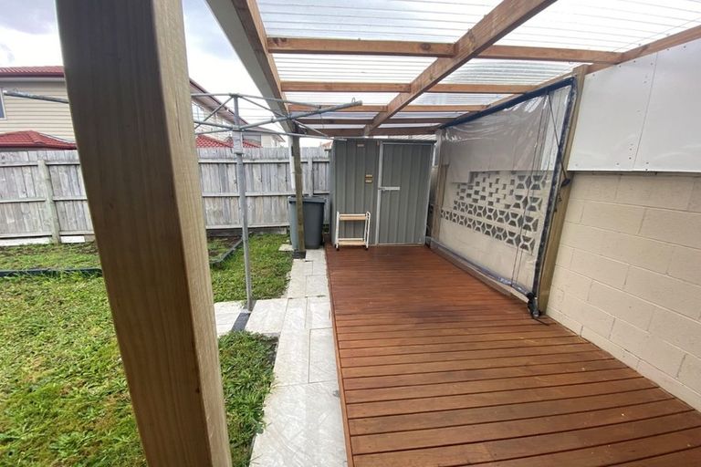 Photo of property in 2/10 Ranfurly Road, Papatoetoe, Auckland, 2104