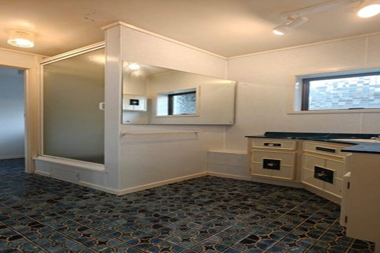 Photo of property in 149 East Coast Road, Castor Bay, Auckland, 0620