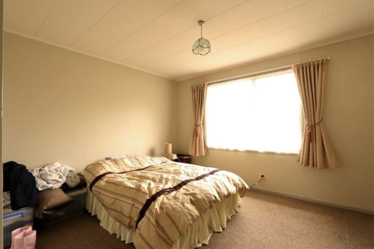 Photo of property in 19 Cairngorm Place, Highland Park, Auckland, 2010