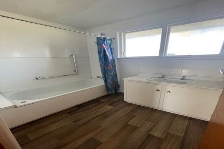 Photo of property in 2/59 Golf Links Road, Shirley, Christchurch, 8061