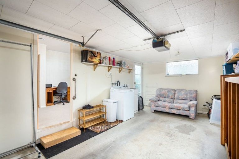 Photo of property in 2/151 Carrington Street, Lower Vogeltown, New Plymouth, 4310