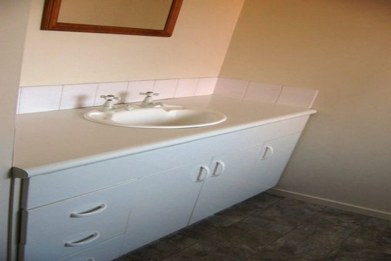 Photo of property in 6 York Tong Place, Addington, Christchurch, 8024