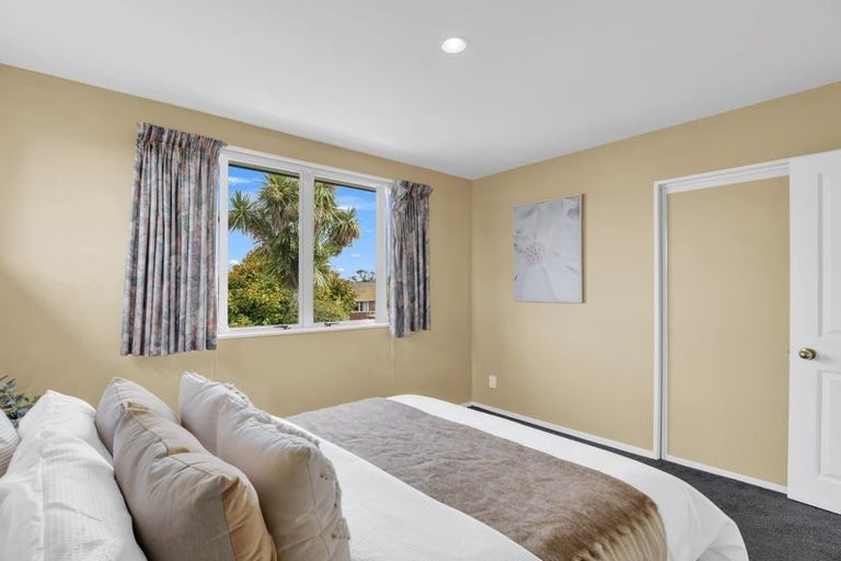 Photo of property in 3 Rosefield Lane, Northcote, Christchurch, 8052