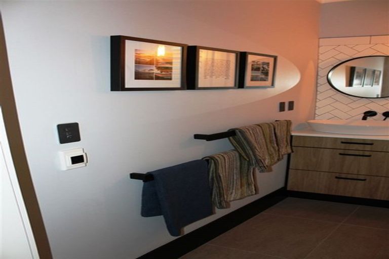 Photo of property in 59 Cliffs Road, Saint Clair, Dunedin, 9012