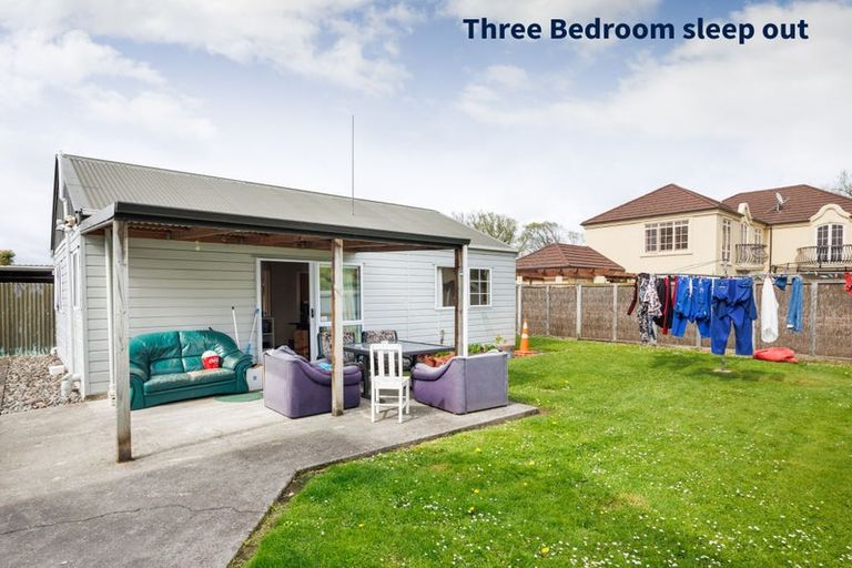 Photo of property in 6 Marne Street, Hokowhitu, Palmerston North, 4410