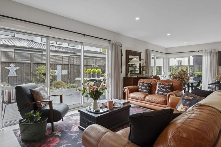 Photo of property in 152 Wairakei Road, Bryndwr, Christchurch, 8053
