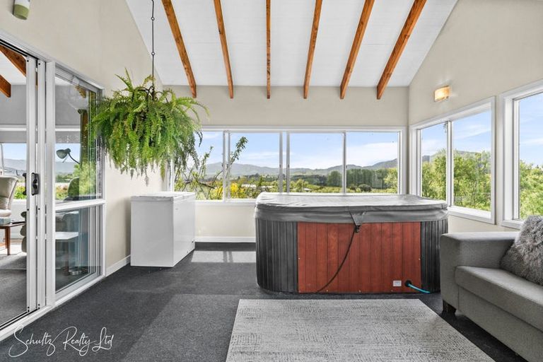 Photo of property in Bickerstaffe Road, Maungaturoto, 0520