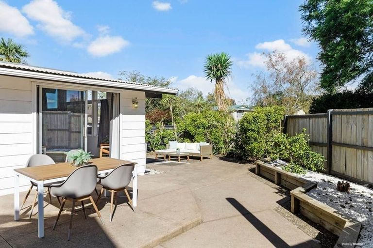 Photo of property in 3 Ashby Place, Pukekohe, 2120