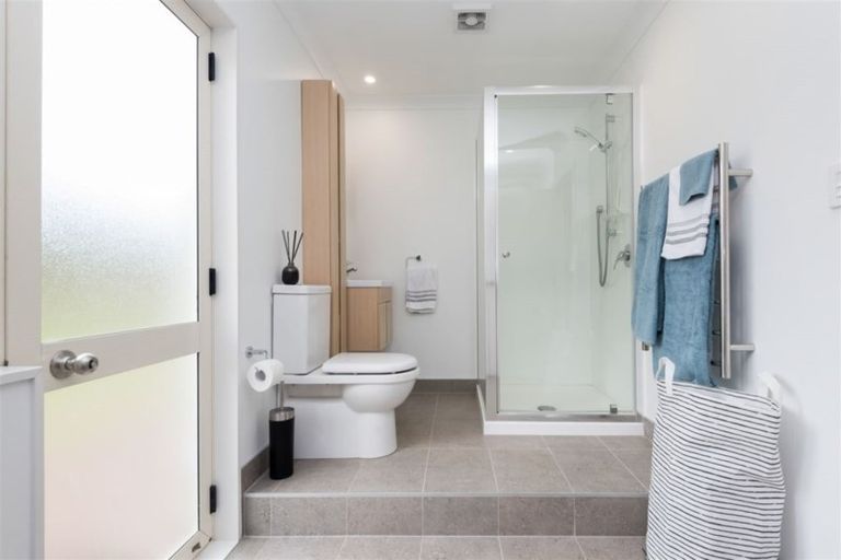 Photo of property in 67 Gosford Drive, Botany Downs, Auckland, 2010