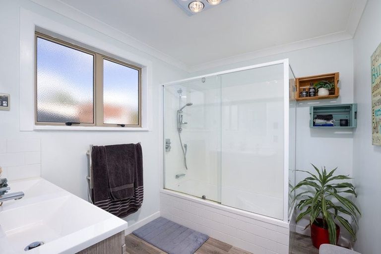 Photo of property in 11 James Road, Huntly, 3771