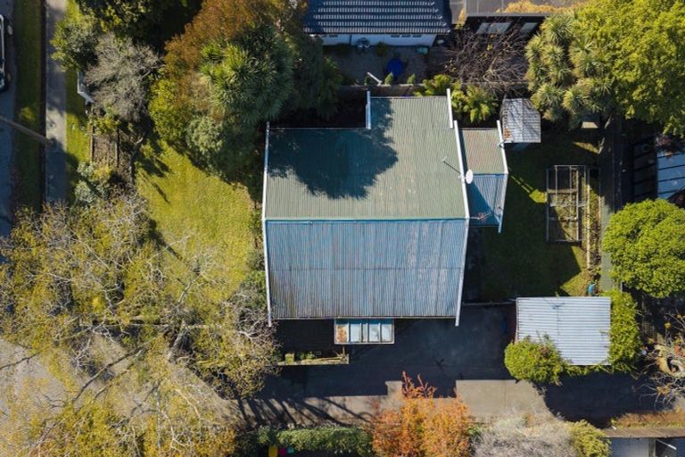 Photo of property in 12 Taylors Avenue, Bryndwr, Christchurch, 8052