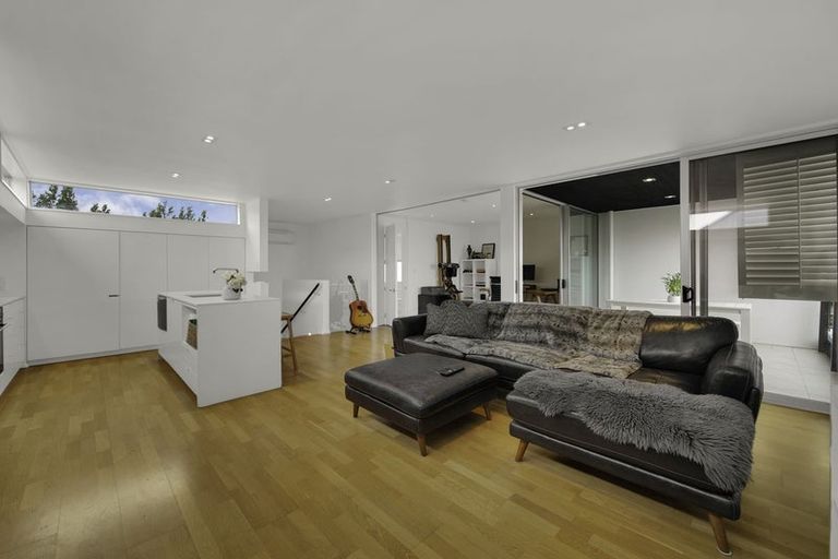 Photo of property in 4/184 Peterborough Street, Christchurch Central, Christchurch, 8013