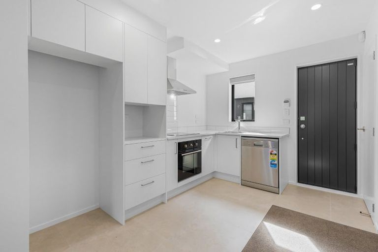 Photo of property in 56 Raupeti Lane, Henderson, Auckland, 0612