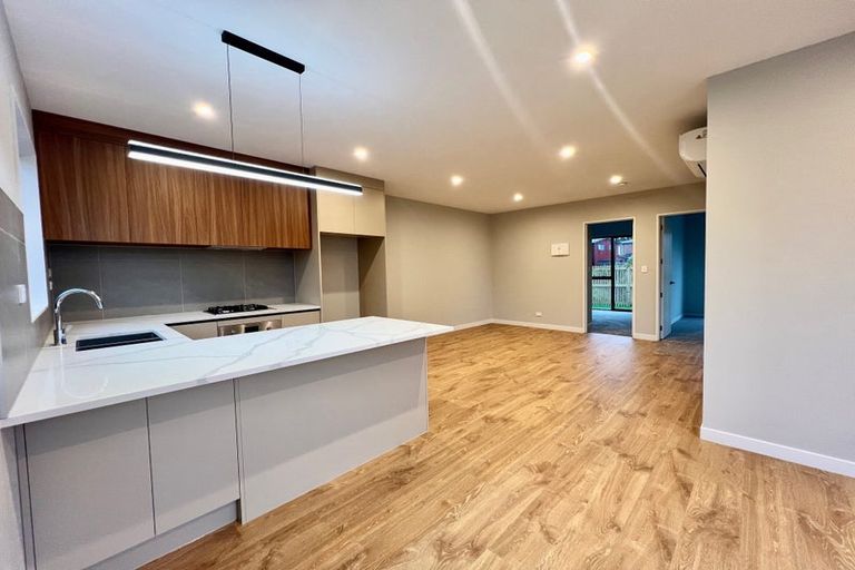 Photo of property in 16 Kiokio Place, Swanson, 0614