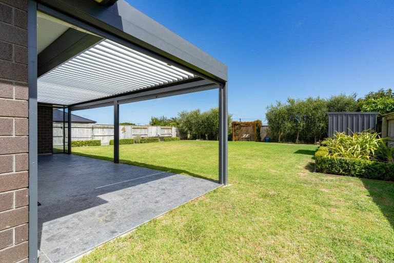 Photo of property in 4 Pohatu Lane, Otaki, 5512