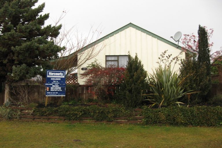 Photo of property in 13 Linrosa Place, Cromwell, 9310