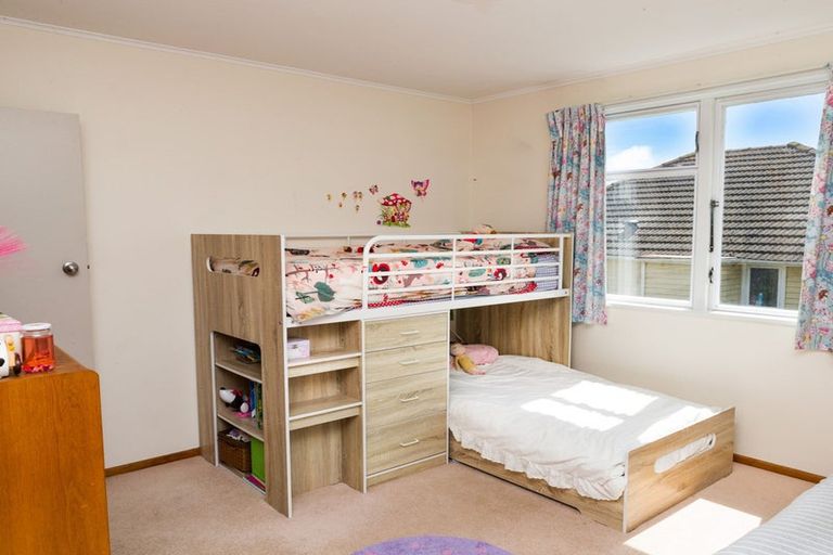 Photo of property in 165 Castor Crescent, Cannons Creek, Porirua, 5024