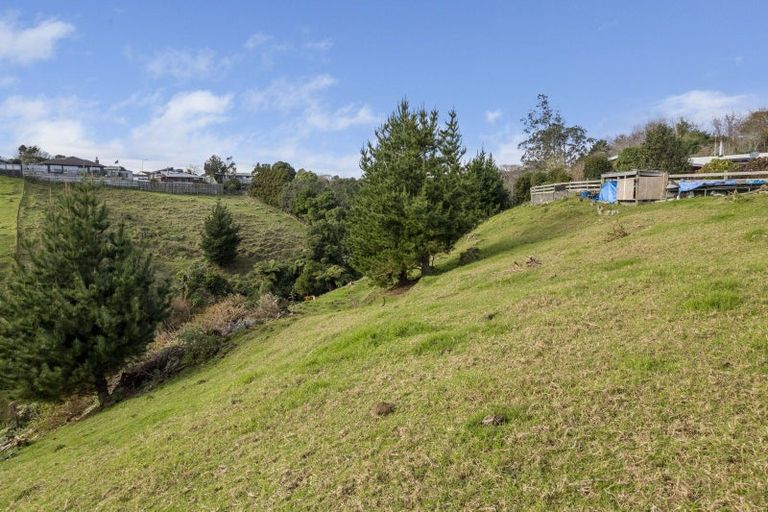 Photo of property in 6 Byron Place, Whalers Gate, New Plymouth, 4310