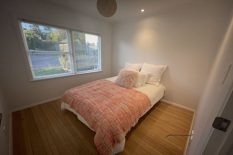 Photo of property in 1/23 Salem Place, Torbay, Auckland, 0630