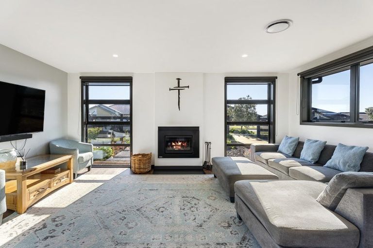 Photo of property in 7 Omahuru Road, Glenbrook, Waiuku, 2681