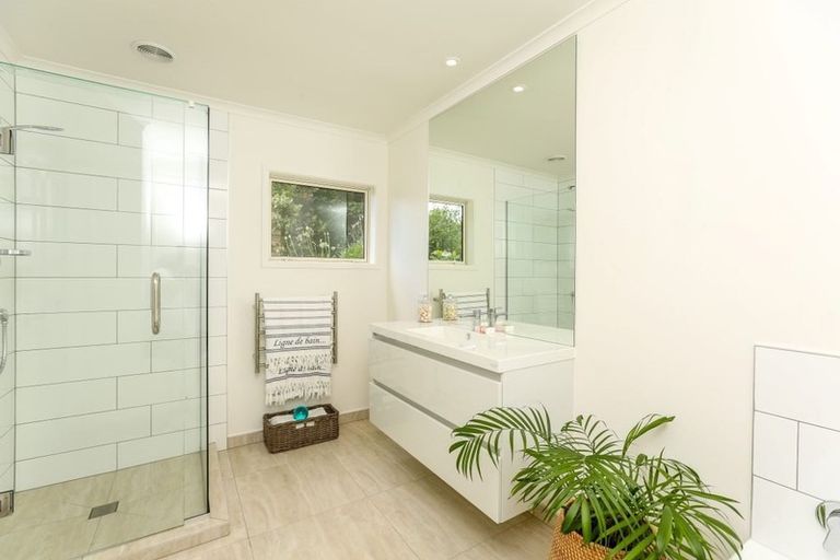 Photo of property in 1a Cannon Street, Westown, New Plymouth, 4310