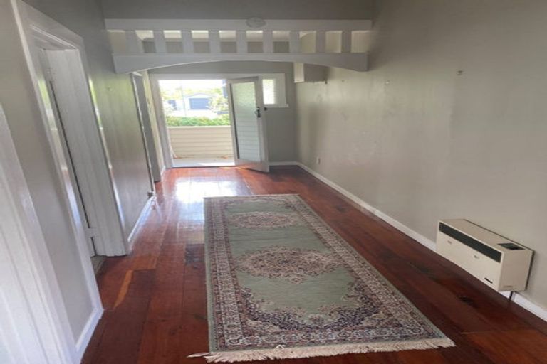 Photo of property in 10 Mere Mere Avenue, Palmerston North, 4414