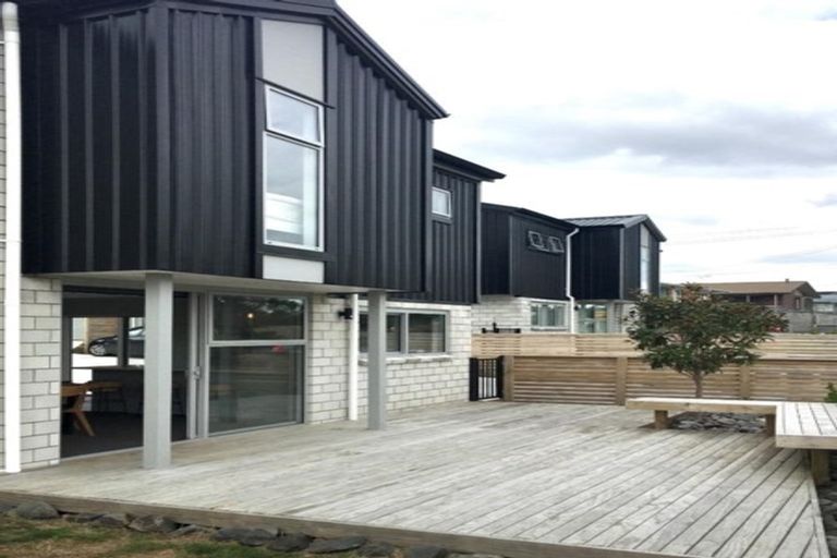 Photo of property in 1/22 Thomson Avenue, Dinsdale, Hamilton, 3204