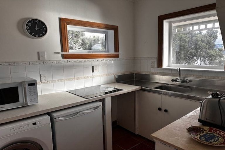 Photo of property in 5 Lindum Terrace, Roseneath, Wellington, 6011