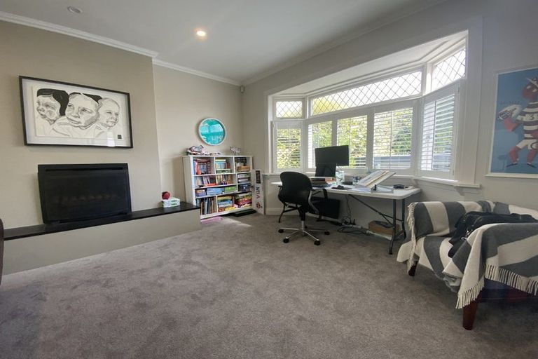 Photo of property in 43 Duthie Street, Karori, Wellington, 6012