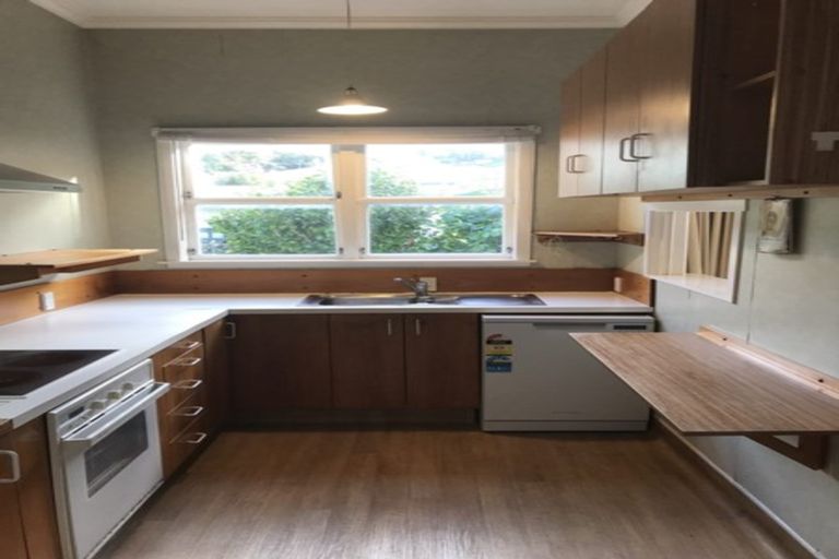 Photo of property in 342 The Parade, Island Bay, Wellington, 6023