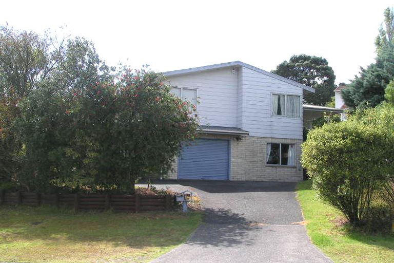 Photo of property in 3 Baltimore Place, Forrest Hill, Auckland, 0620