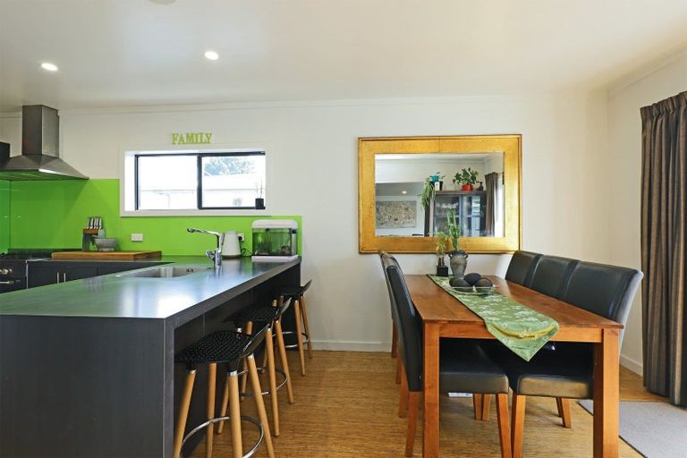 Photo of property in 61 Seddon Crescent, Marewa, Napier, 4110
