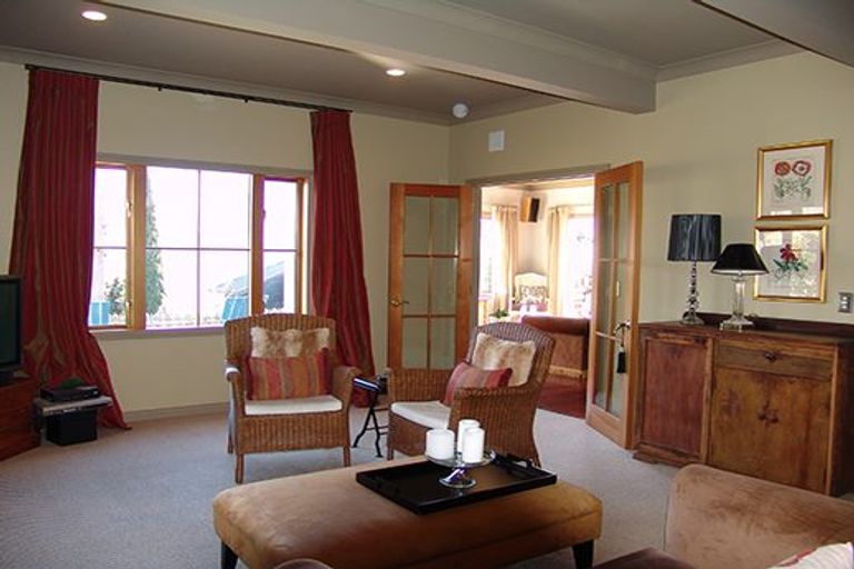 Photo of property in 531 Peninsula Road, Kelvin Heights, Queenstown, 9300