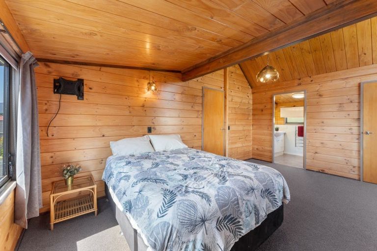 Photo of property in 13 Knights Grove, Otaki, 5512