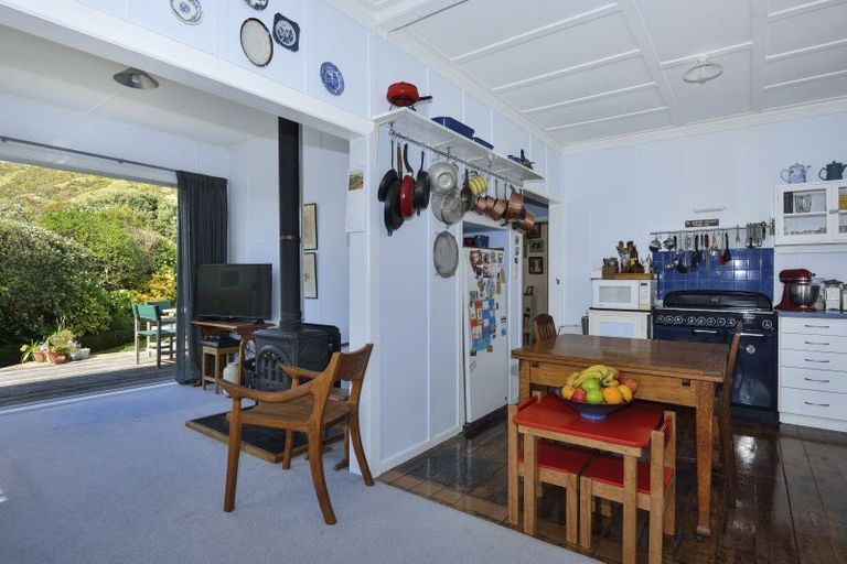 Photo of property in 53 Fortescue Street, Mahia, Nuhaka, 4198