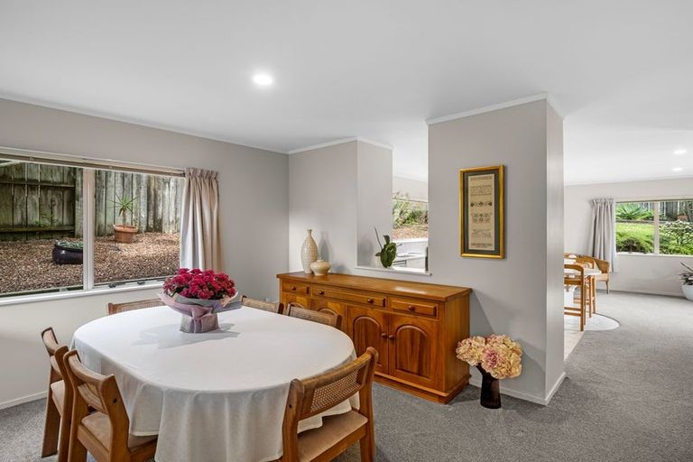 Photo of property in 46 Unsworth Drive, Unsworth Heights, Auckland, 0632