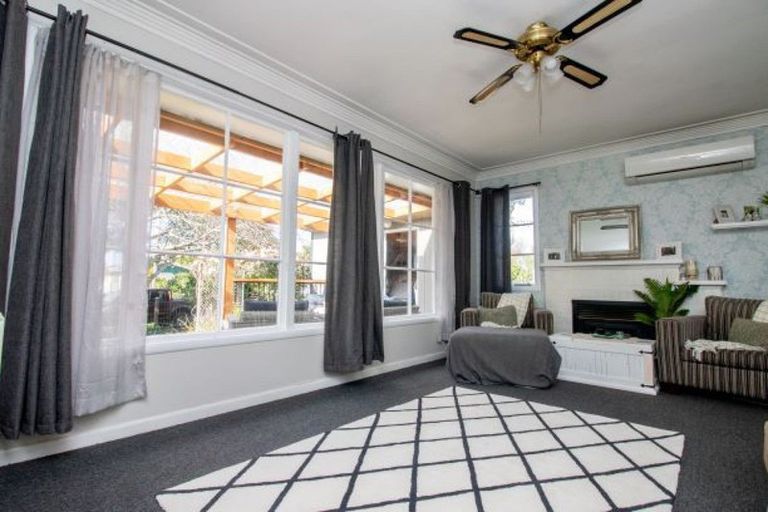 Photo of property in 10 Bush Street, Paeroa, 3600