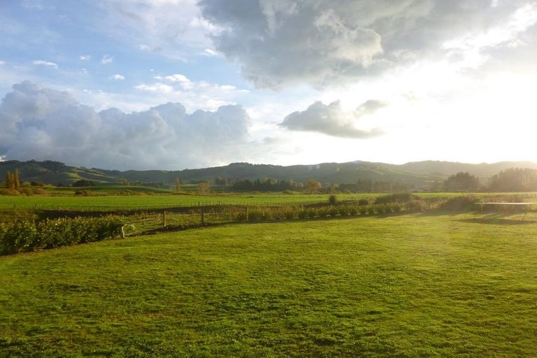 Photo of property in 972 Maungatautari Road, Maungatautari, Cambridge, 3494