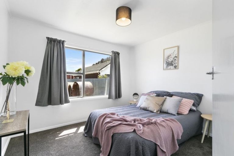 Photo of property in 15 Wright Street, Wainuiomata, Lower Hutt, 5014