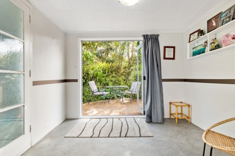 Photo of property in 27 Point Street, Raglan, 3225