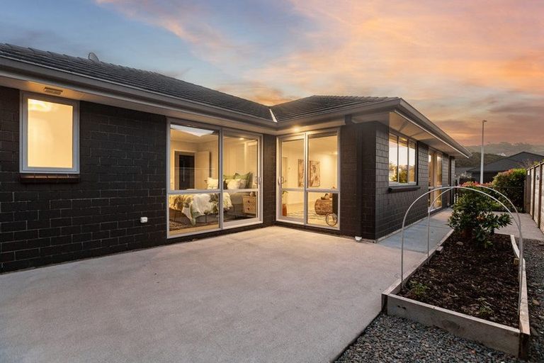 Photo of property in 39 Tradewinds Drive, Whitby, Porirua, 5024