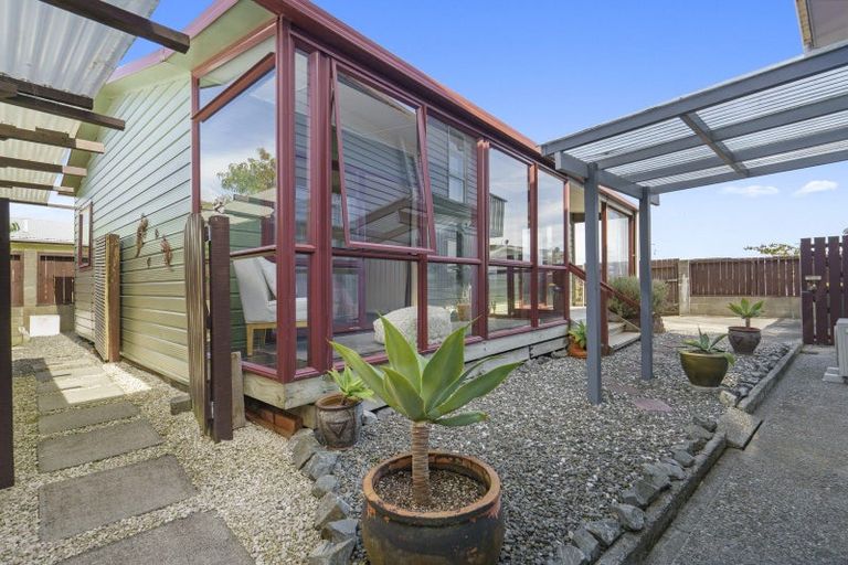 Photo of property in 15 Tweed Road, Papakowhai, Porirua, 5024