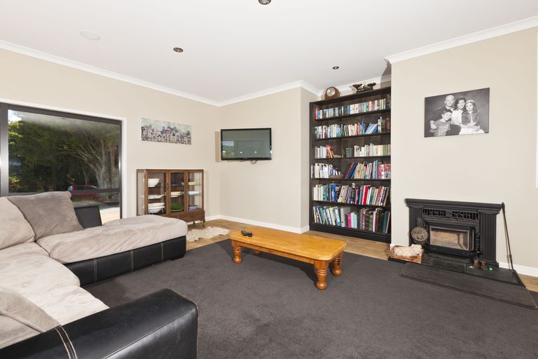 Photo of property in 768 Owhiwa Road, Parua Bay, Onerahi, 0192