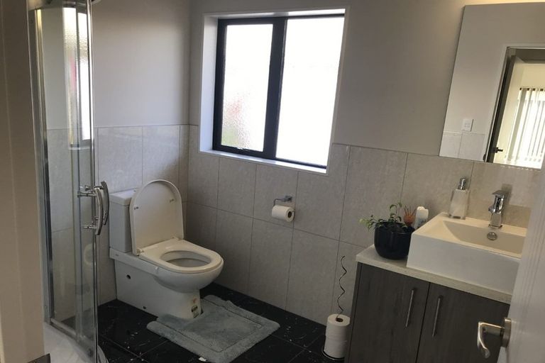 Photo of property in 16 Dalray Avenue, Takanini, 2112